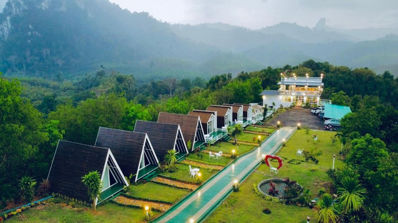فيلا 99 Camp And Cafe Khao Sok National Park المظهر الخارجي الصورة