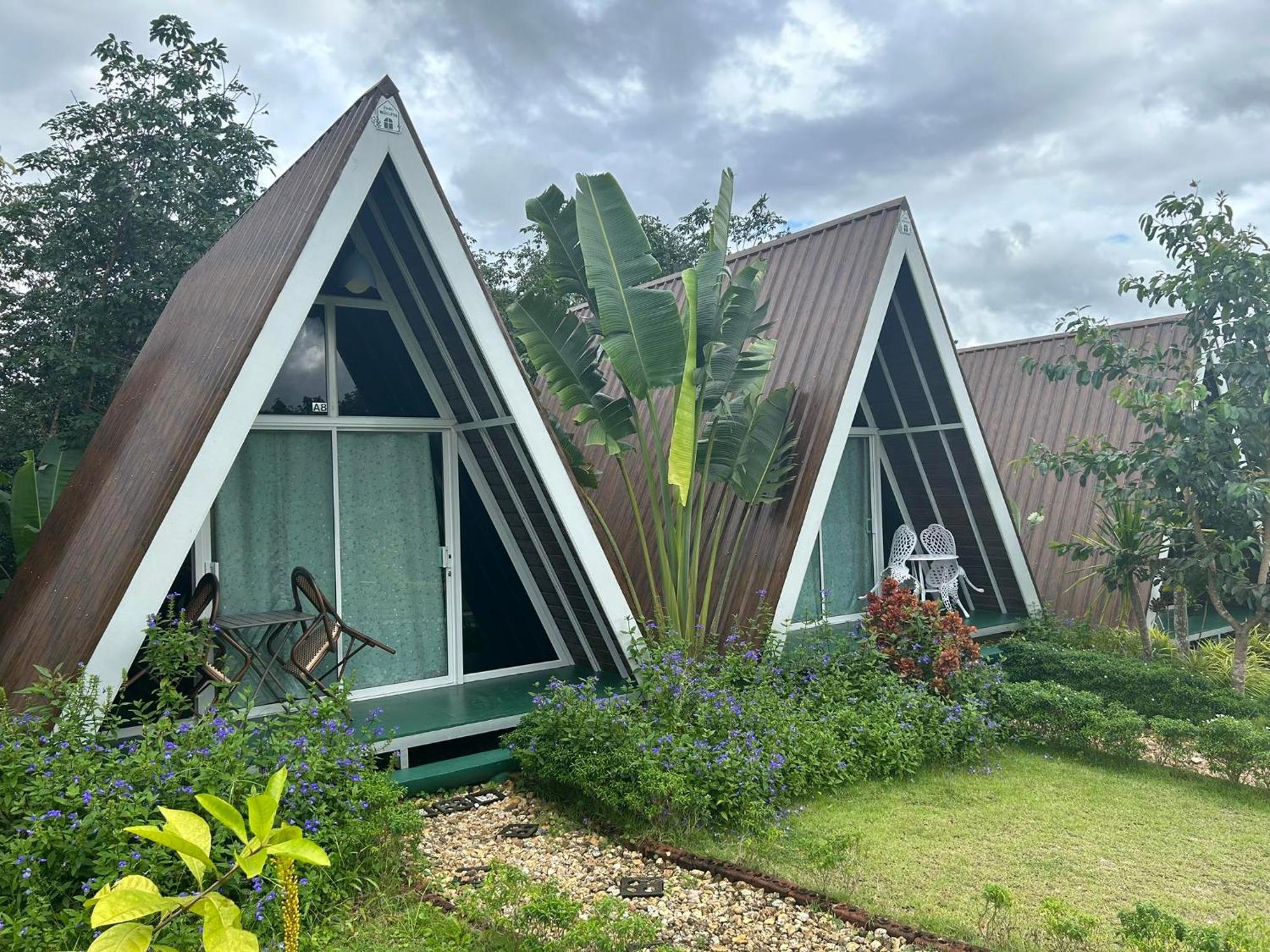 فيلا 99 Camp And Cafe Khao Sok National Park المظهر الخارجي الصورة